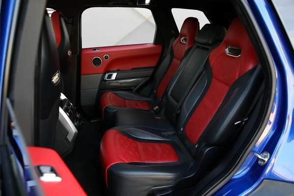 RANGE ROVER SPORT SVR - 2020 - CARBON EDITION - AMAZING CONDITION FULLY LOADED -