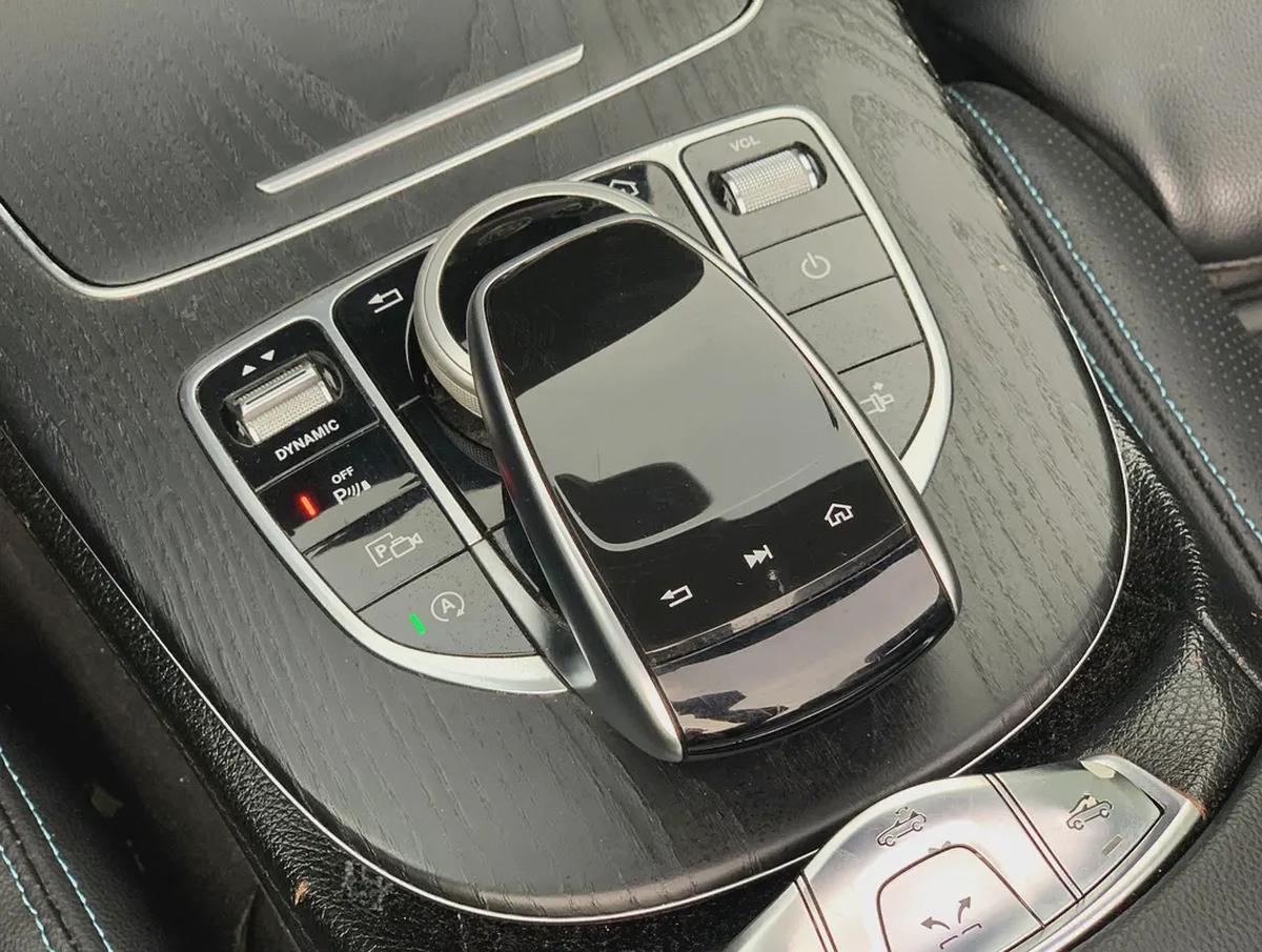 With 3,200 AED-Monthly | E450 Convertible | 2019 Model Special Color Fully Loaded-9-9