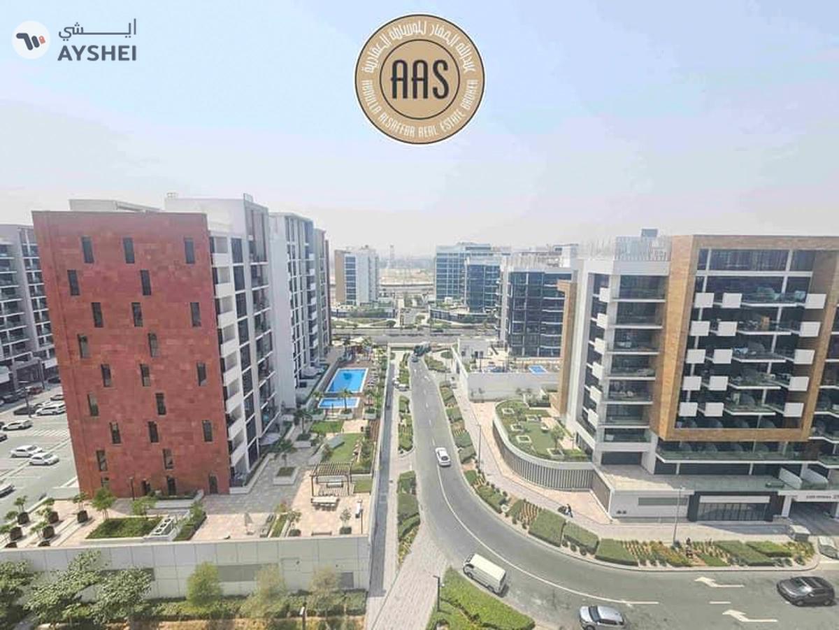 Chiller free pool view very nice 1bhk available just 75k with all facilities free-0-0