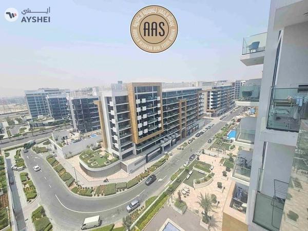 Chiller free pool view very nice 1bhk available just 75k with all facilities free