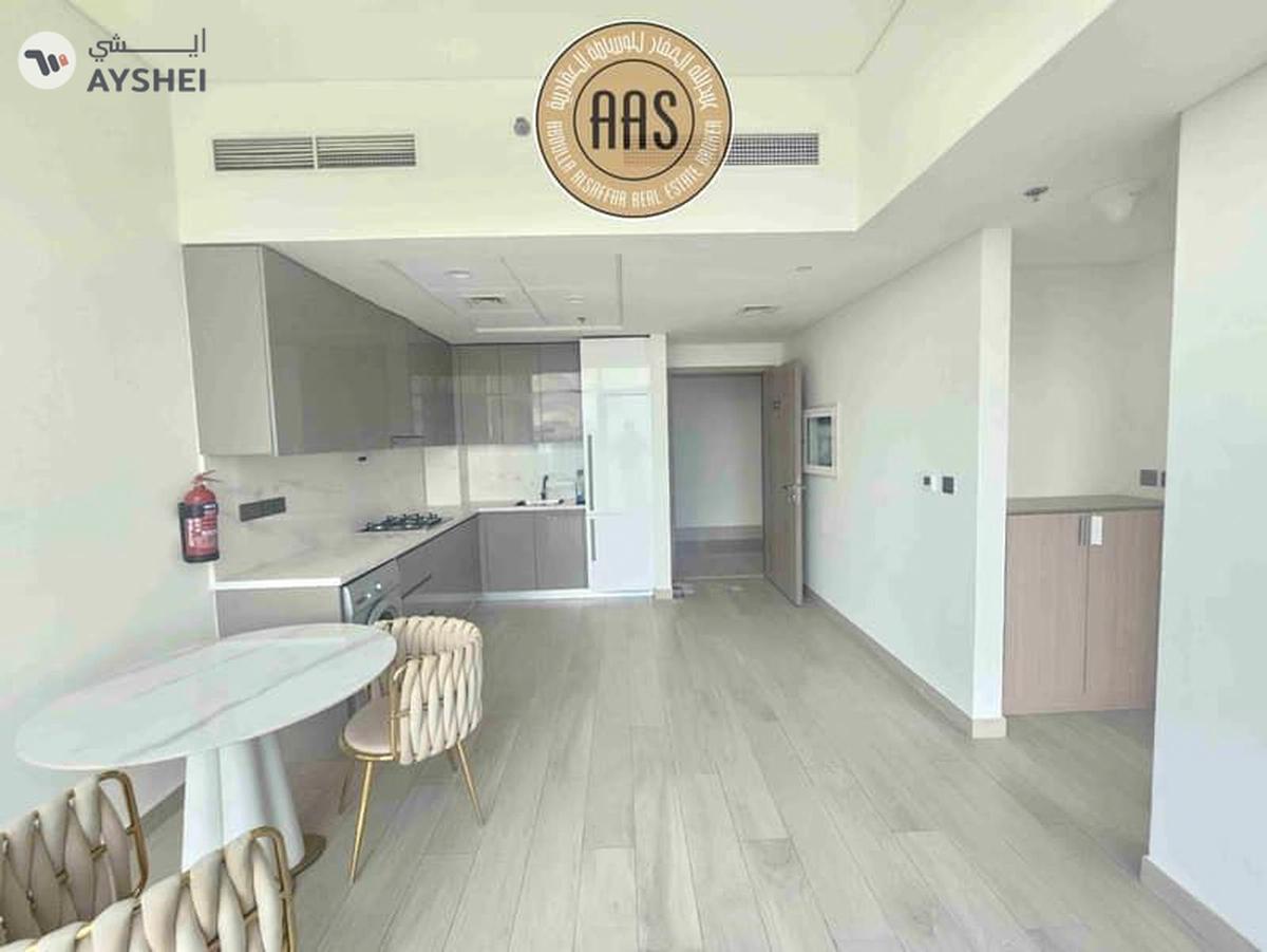 Chiller free pool view very nice 1bhk available just 75k with all facilities free-2-2