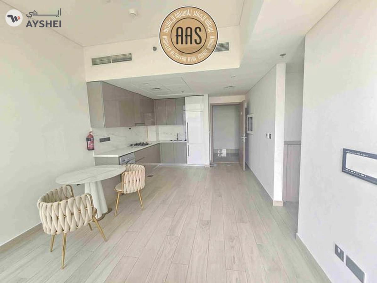 Chiller free pool view very nice 1bhk available just 75k with all facilities free-6-6