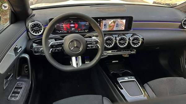 Mercedes-Benz CLA 200 2026 Full options AMG Package 0 km Agency Warranty