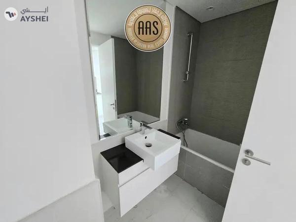 Spacious Apartment ! With Balcony ! Open View ! Ready to Move ! With All Aminities