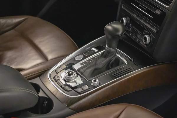 AED 927 PM | AUDI Q5 40TFSI SLINE QUATTRO 2016 I FULL AGENCY HISTORY | SINGLE OWNER | 1 YEAR WRNTY