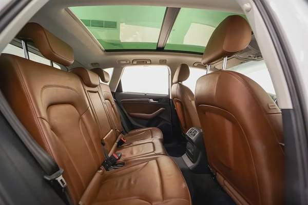 AED 927 PM | AUDI Q5 40TFSI SLINE QUATTRO 2016 I FULL AGENCY HISTORY | SINGLE OWNER | 1 YEAR WRNTY