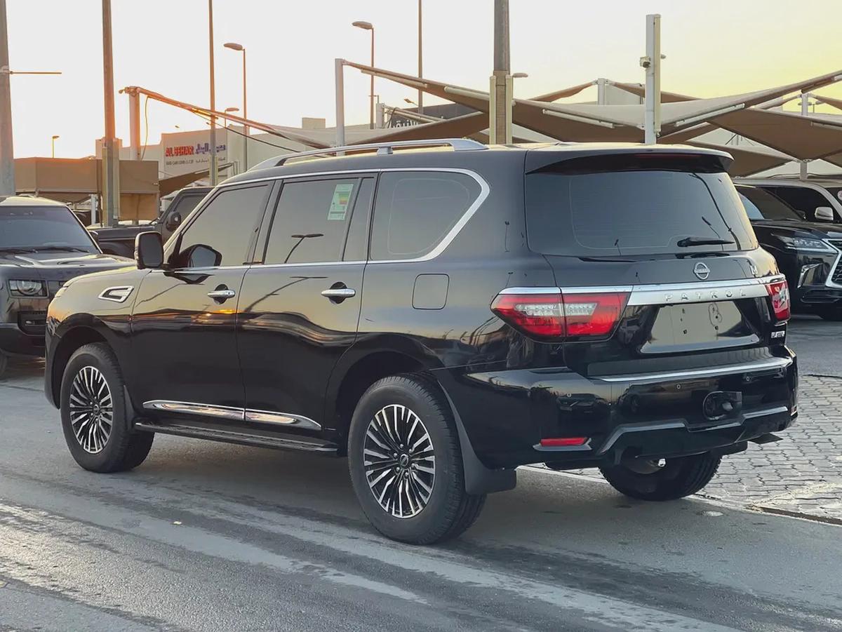 Nissan Patrol SE Platinum 2023 - GCC Specs-3-3