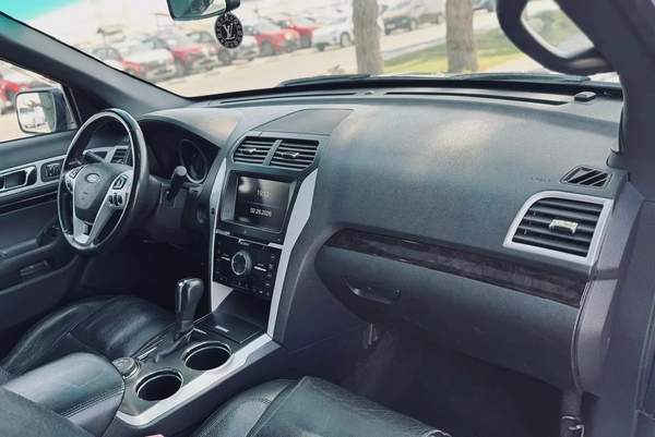 FORD EXPLORER | LIMITED | 4WD | 2013 | ONLY : 120,908 KM | JAPAN IMORT | CLEAN TITLE