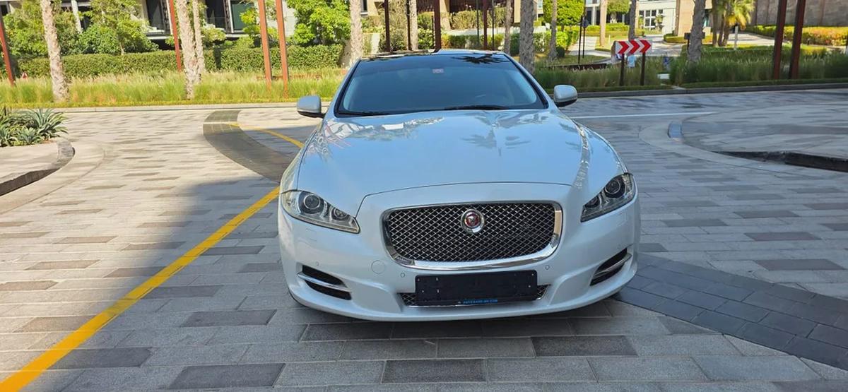 2015 Jaguar XJ L -Full option -Excellent Condition-Less kilometer driven -Bank Finance Available-4-4