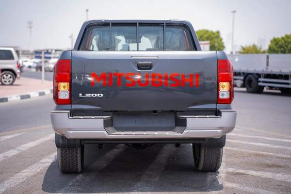 MITSUBISHI L200 2.4 2025 MODEL PETROL