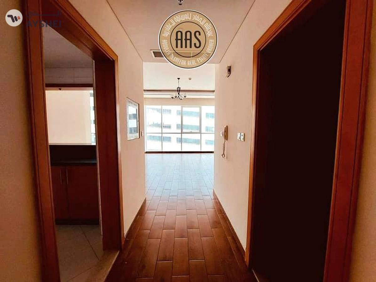 Chiller free luxurious huge Studio with all amenities-8-8