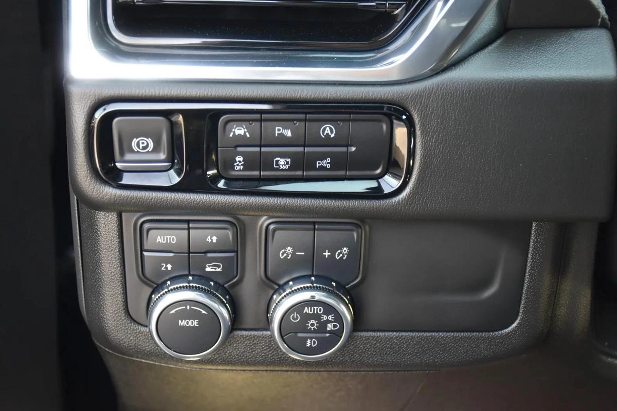 GMC YUKON DENALI 6.2 2025 | BLACK-10-10