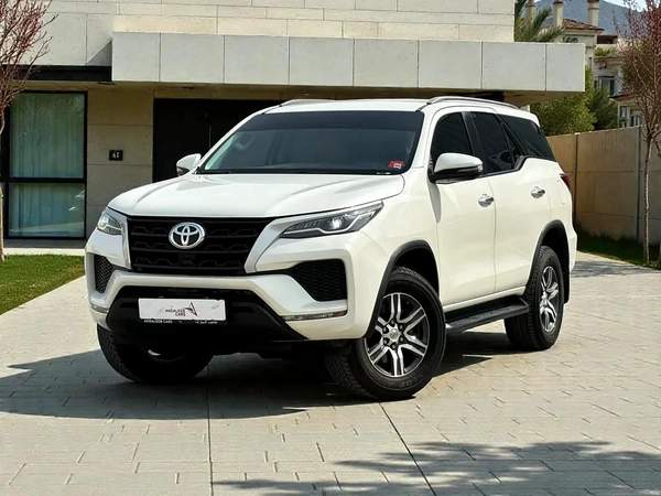 AED 1,440 P.M | 0% DOWN PAYMENT | TOYOTA FORTUNER EX-R | 2022 | GCC SPECS