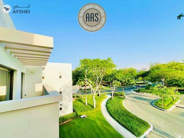 Luxury Living ☆ Green Lush Community ☆ 1 Month Free ☆ Ready to Move Spacious 2Bedrooms Unit