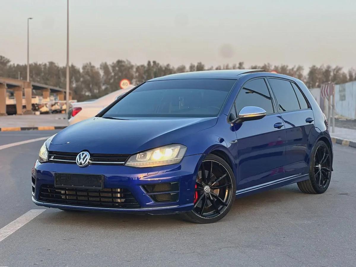 2016 Volkswagen Golf R - مواصفات خليجية بحالة جيدة-0-0