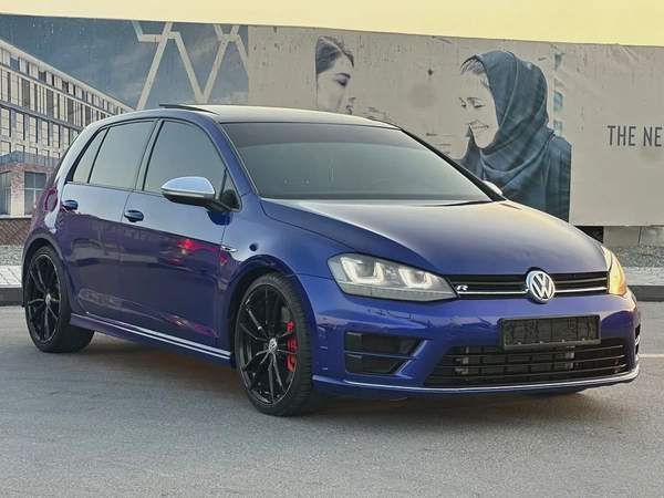 2016 Volkswagen Golf R - مواصفات خليجية بحالة جيدة