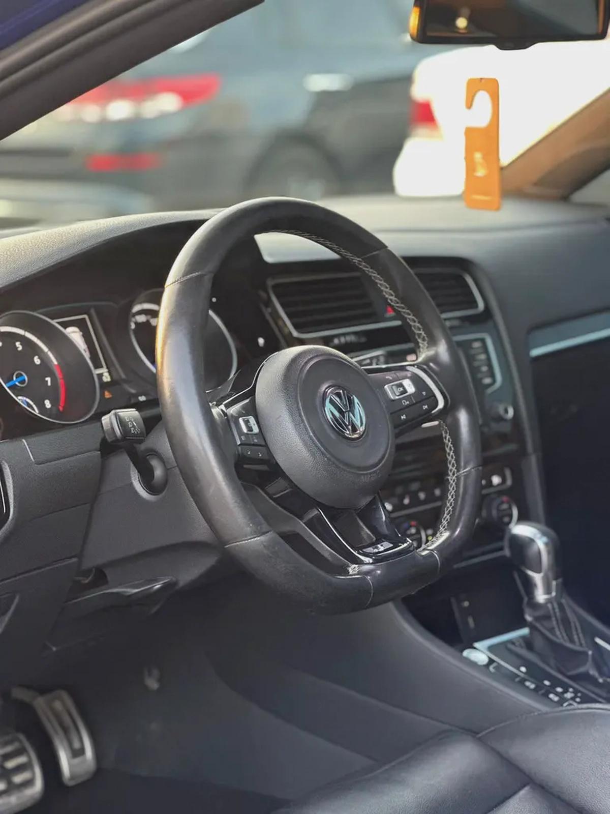 2016 Volkswagen Golf R - مواصفات خليجية بحالة جيدة-7-7