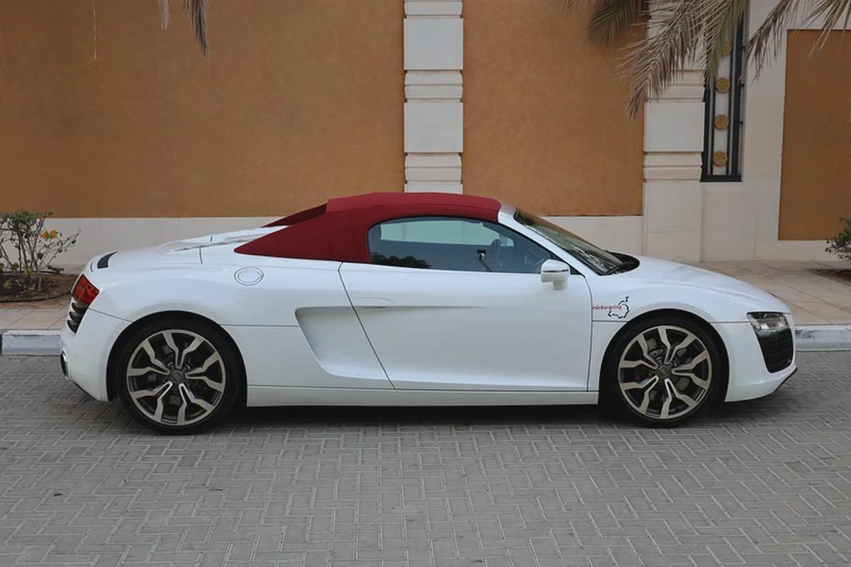 (2016) AUDI- R8 SPYDER -45000KM-GCC SPECS- PERFECT CONDITION-4-4