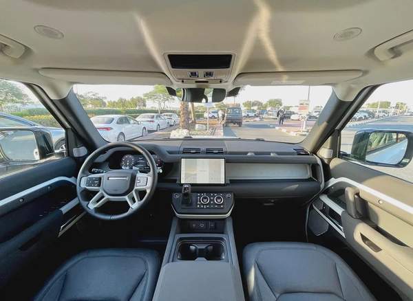 2023 Land Rover Defender 130 SE - Fuji White Long Wheelbase 3.0T Diesel D250