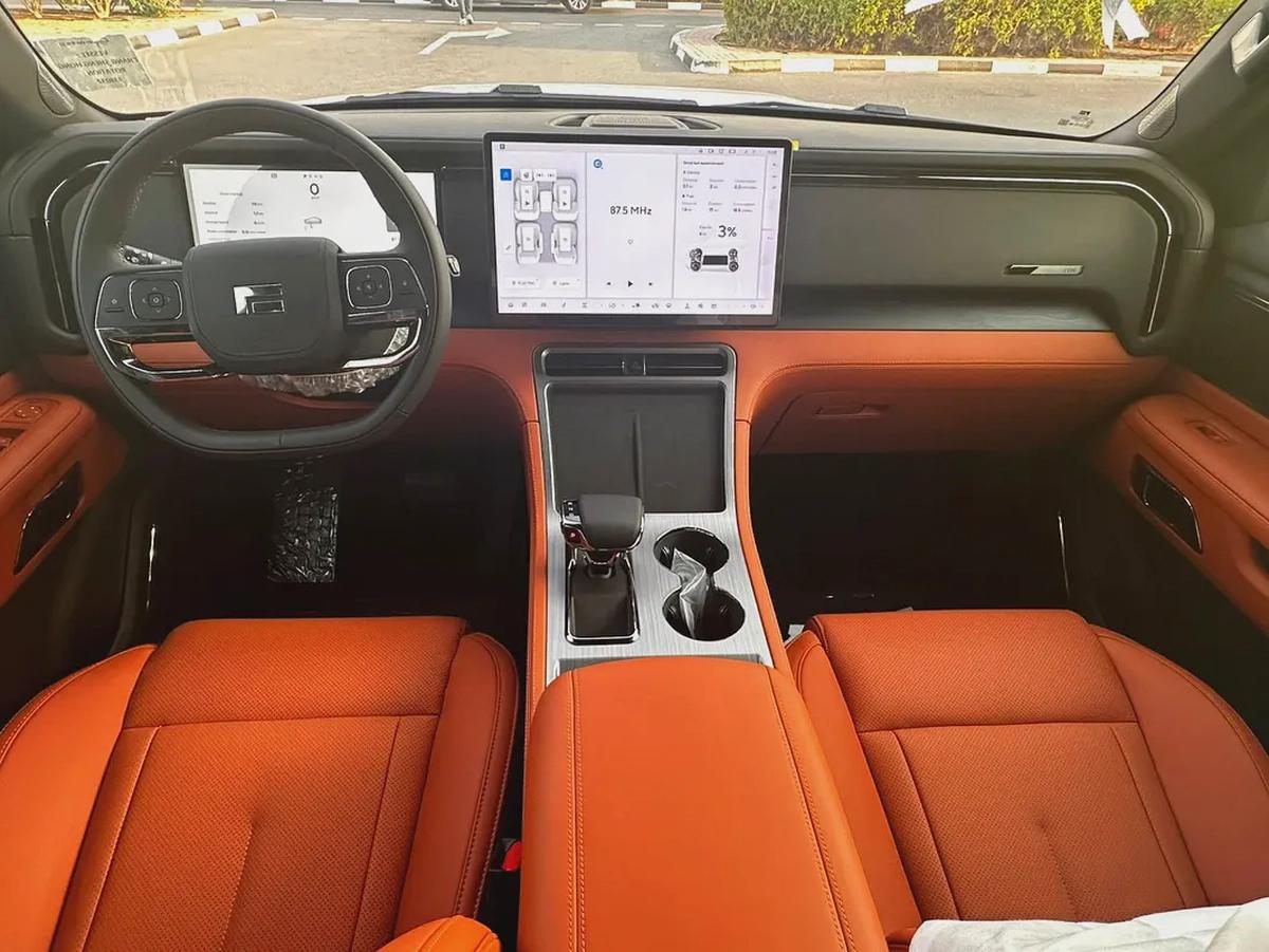 Rox01 / 7 Seats-10-10