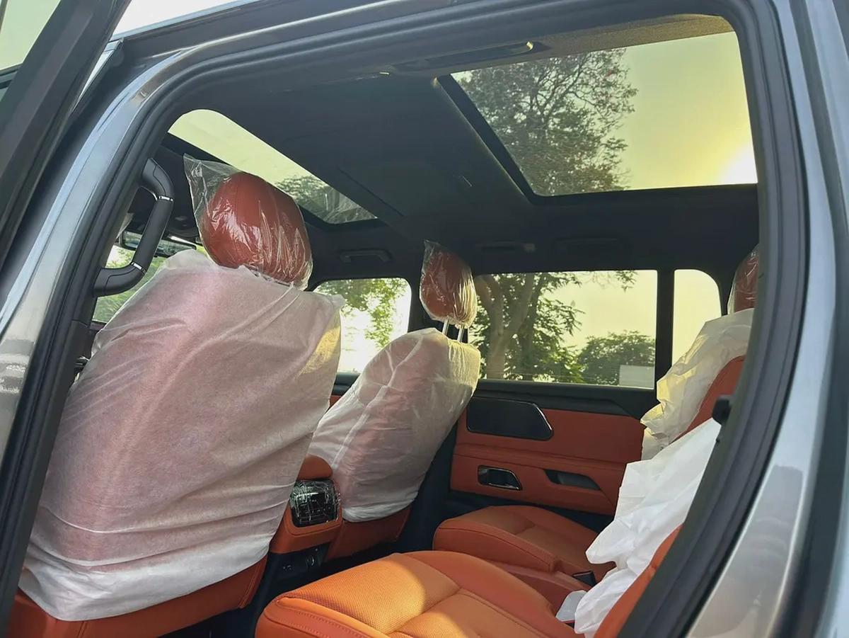 Rox01 / 7 Seats-15-15