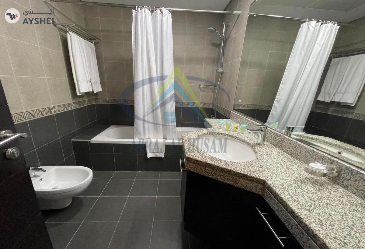 Apartment for rent in Al Jowhara Tower, Corniche Road-1-landscape