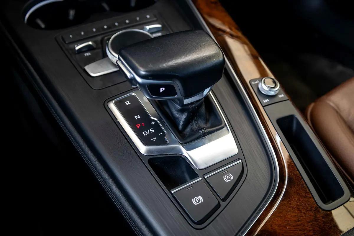 Audi A5 40 TFSI S-Line-16-16