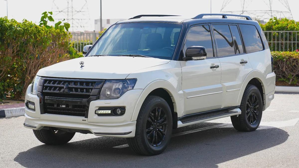 MITSUBISHI PAJERO 2020!! SIGNATURE CONDITION!! GCC SPECS!! WELL MAINTAINED!! 3.8 V6-2-2