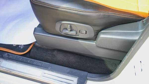 MITSUBISHI PAJERO 2020!! SIGNATURE CONDITION!! GCC SPECS!! WELL MAINTAINED!! 3.8 V6