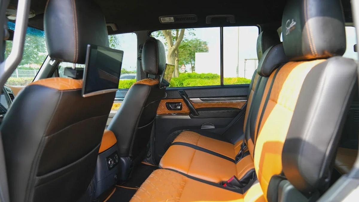 MITSUBISHI PAJERO 2020!! SIGNATURE CONDITION!! GCC SPECS!! WELL MAINTAINED!! 3.8 V6-10-10