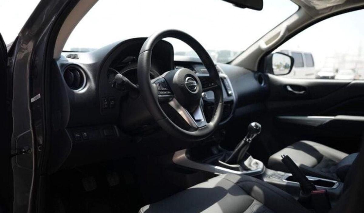 Nissan Navara NAVARA GLX-10-10