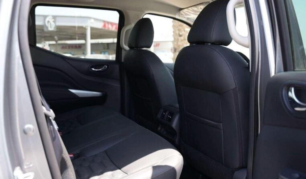 Nissan Navara NAVARA GLX-18-18