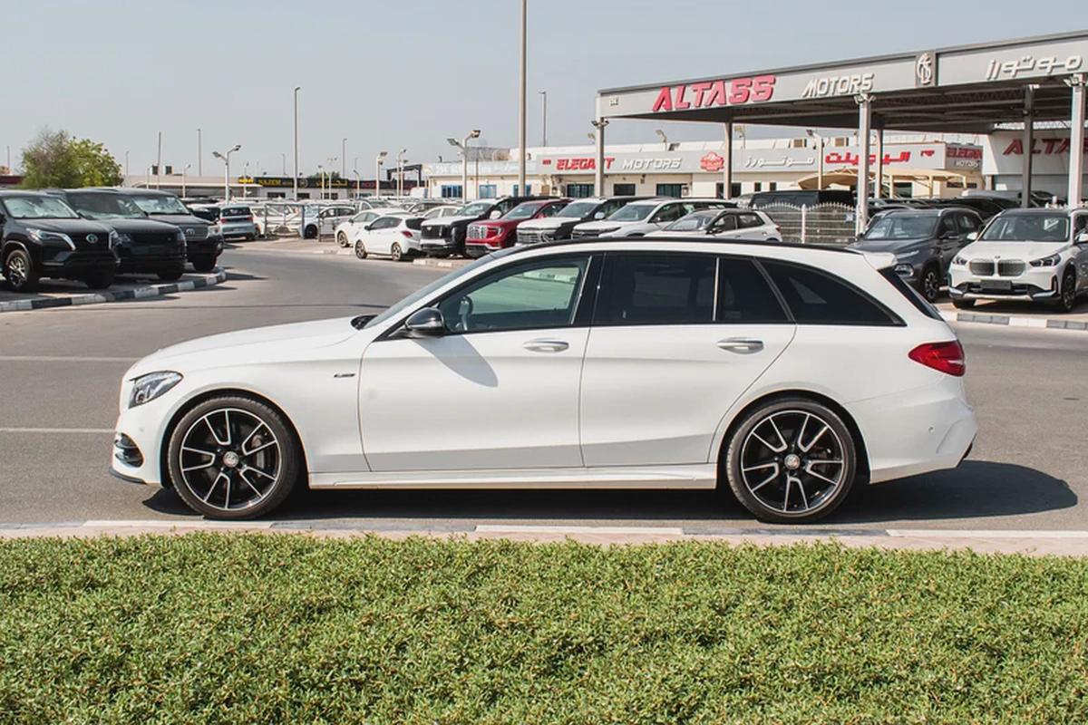 2016 - BENZ C450 STATION - SUPER CLEAN - LIKE NEW - ONLY 25,000 KM-4-4