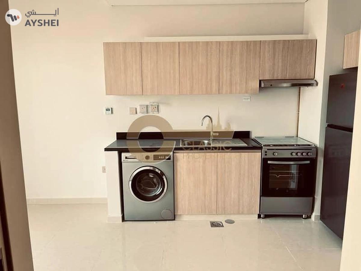 1 Bed Apartment | Pool View | Open Kitchen Layout-1-1