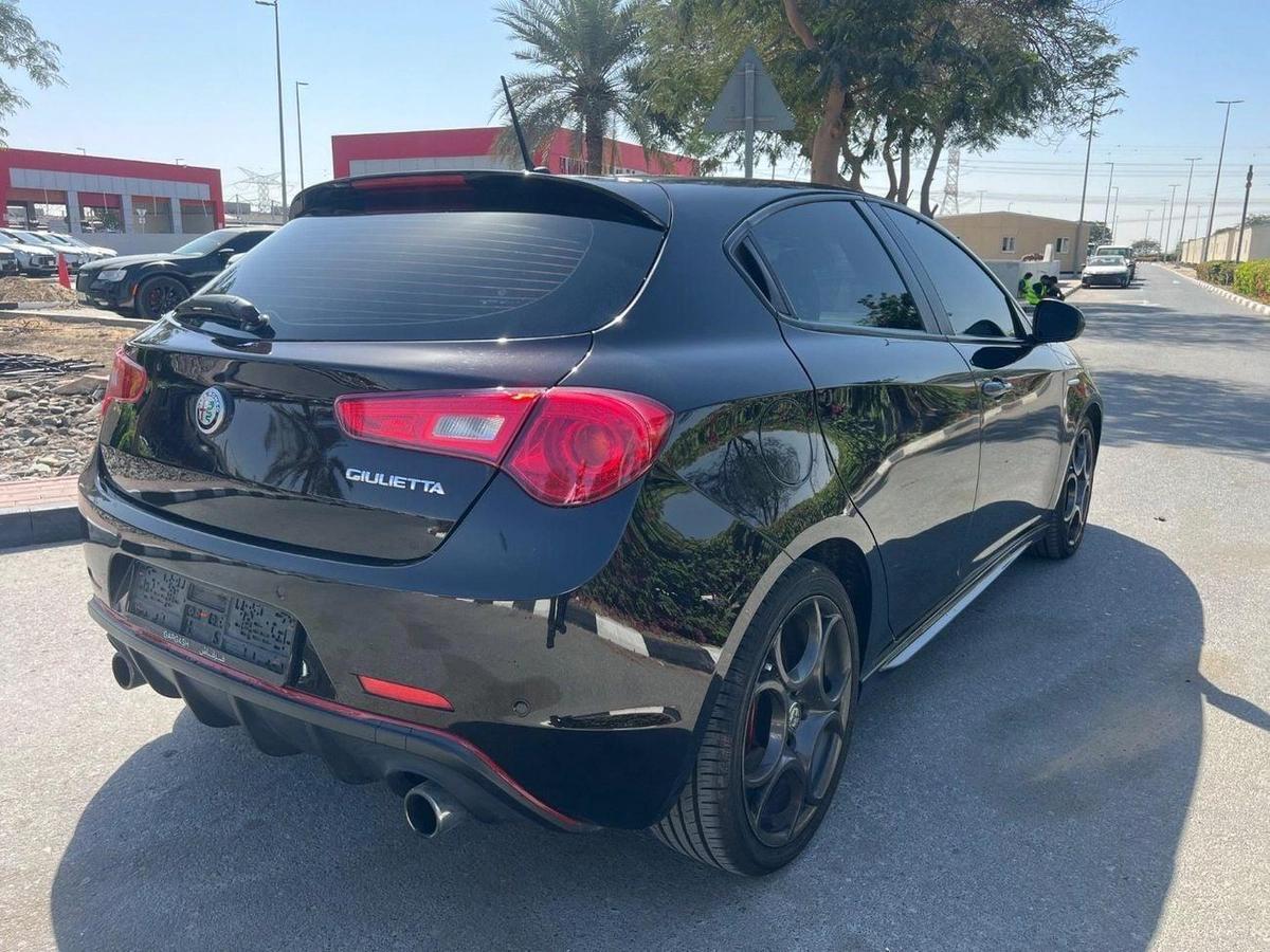 Alfa Romeo Giulietta Veloce-10-10