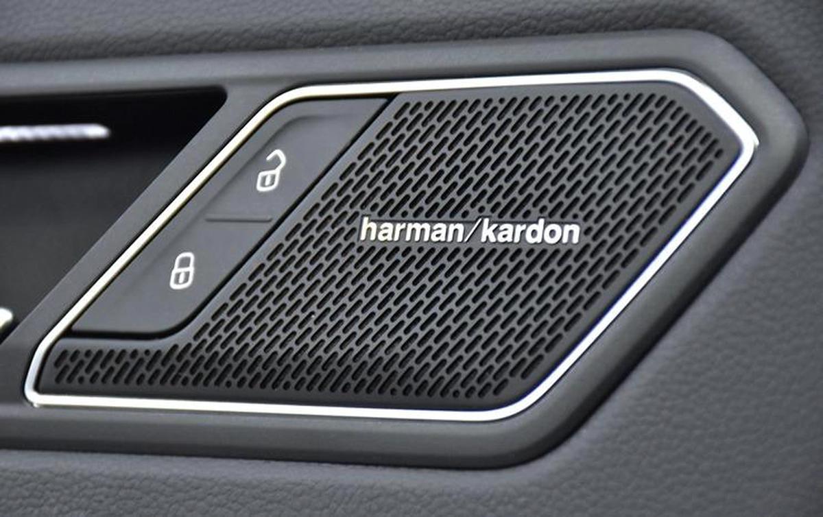 Volkswagen Tiguan R-Line 4Motion ( 2024 Model ) in White Color GCC Specs-10-10