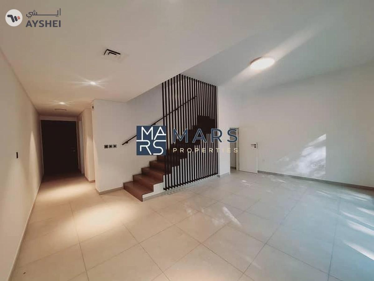 02 BEDROOMS TOWNHOUSE IS AVAILABLE FOR RENT IN ALJADA-3-3