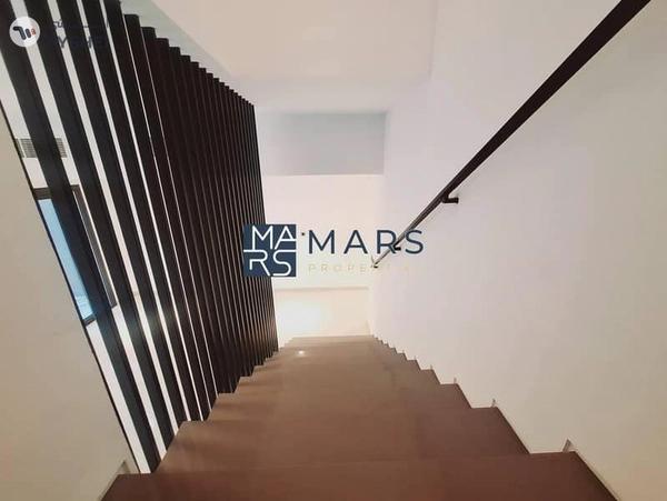 02 BEDROOMS TOWNHOUSE IS AVAILABLE FOR RENT IN ALJADA