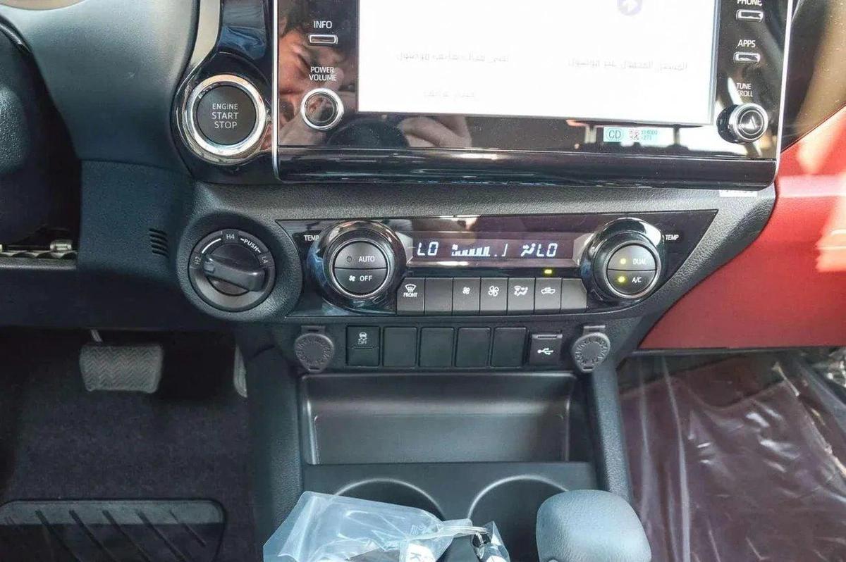 Toyota Hilux HILUX GLX 2.7L FULL OPTION-12-12