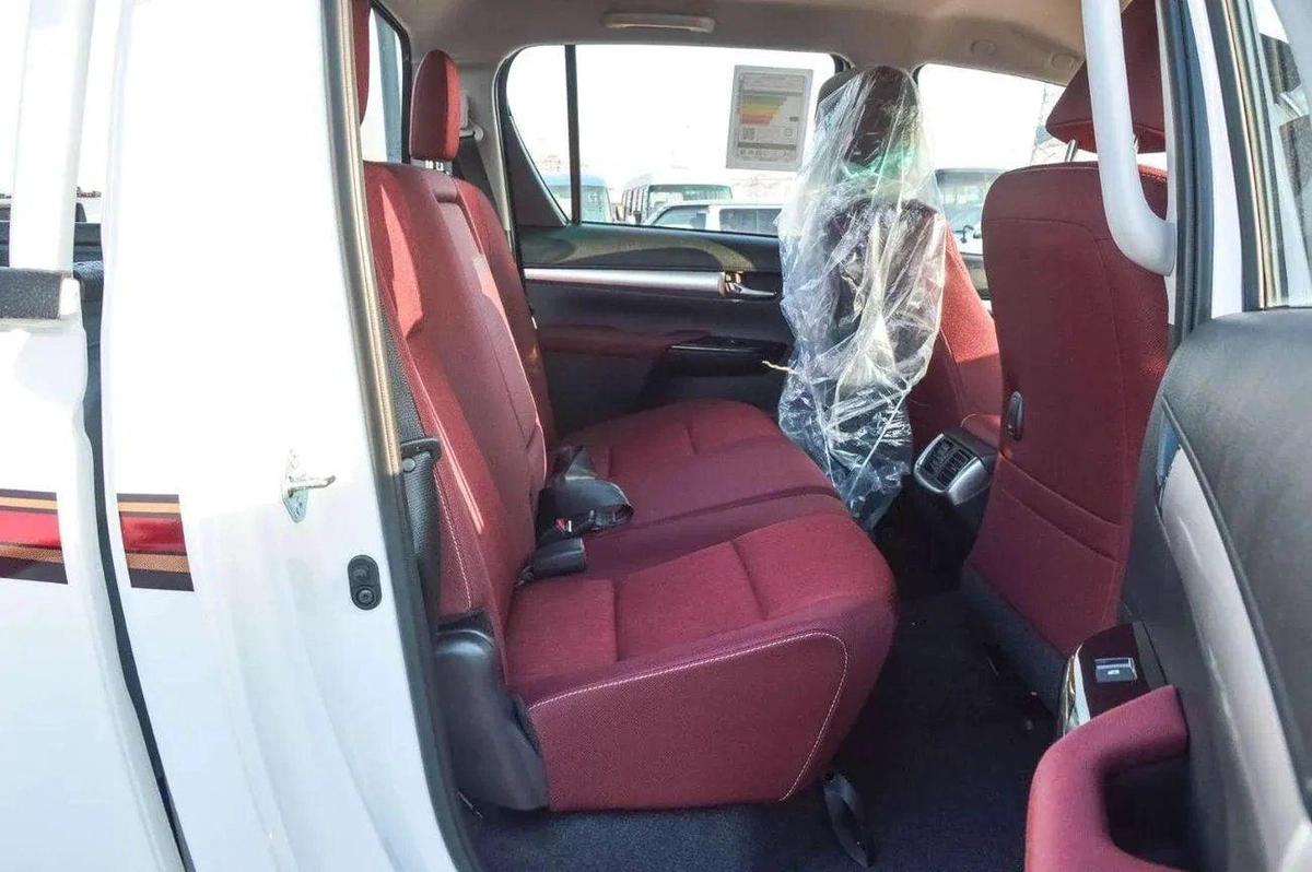 Toyota Hilux HILUX GLX 2.7L FULL OPTION-16-16