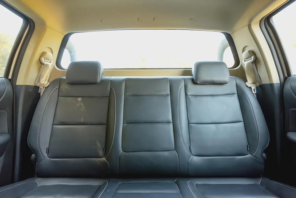 Dongfeng Rich 6 | Double Cabin 4X2 | Manual Diesel | GCC Specs | Ref#D01790-11-11