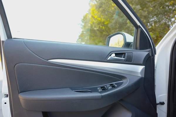 Dongfeng Rich 6 | Double Cabin 4X2 | Manual Diesel | GCC Specs | Ref#D01790