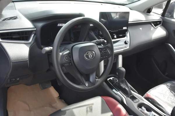 COROLLA CROSS 2025 | BLACK