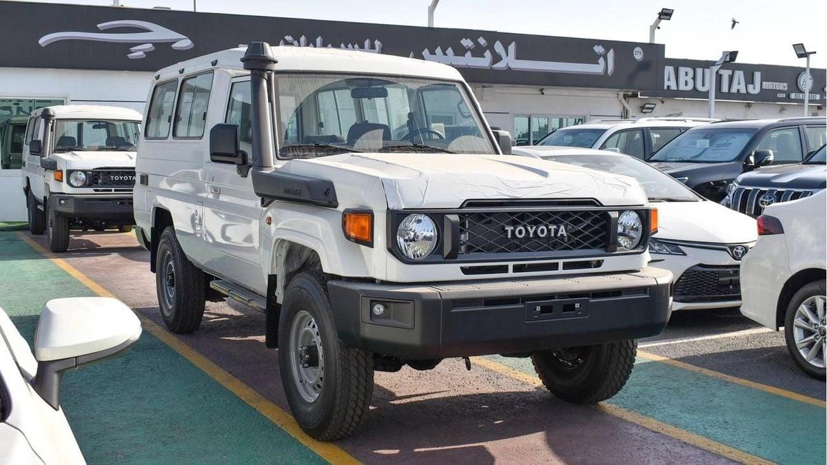 Toyota Land Cruiser 70 LC78 4.0L Double Tank Auto Transmission-0-0