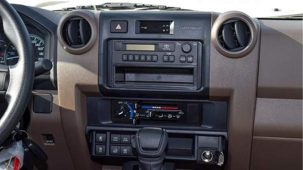 Toyota Land Cruiser 70 LC78 4.0L Double Tank Auto Transmission
