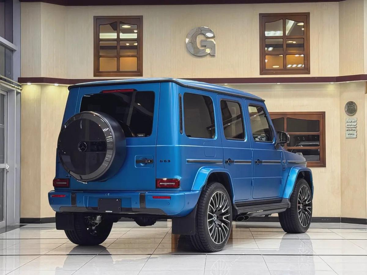 G 63 AMG / FULL CARBON FIBER / MANUFAKTUR EDITION / 2,200 Km-1-1