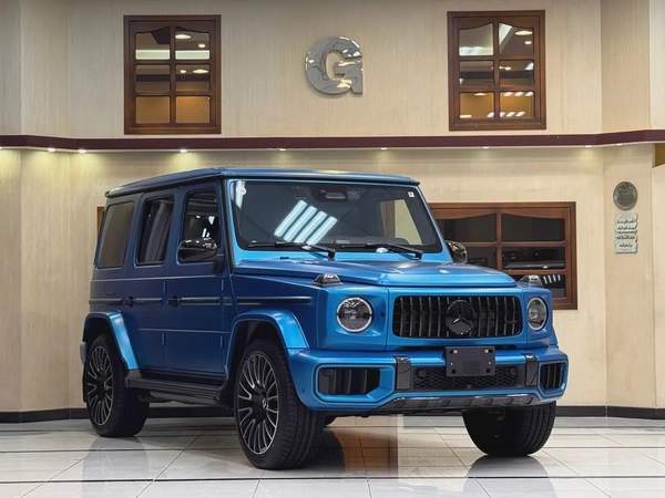 G 63 AMG / FULL CARBON FIBER / MANUFAKTUR EDITION / 2,200 Km