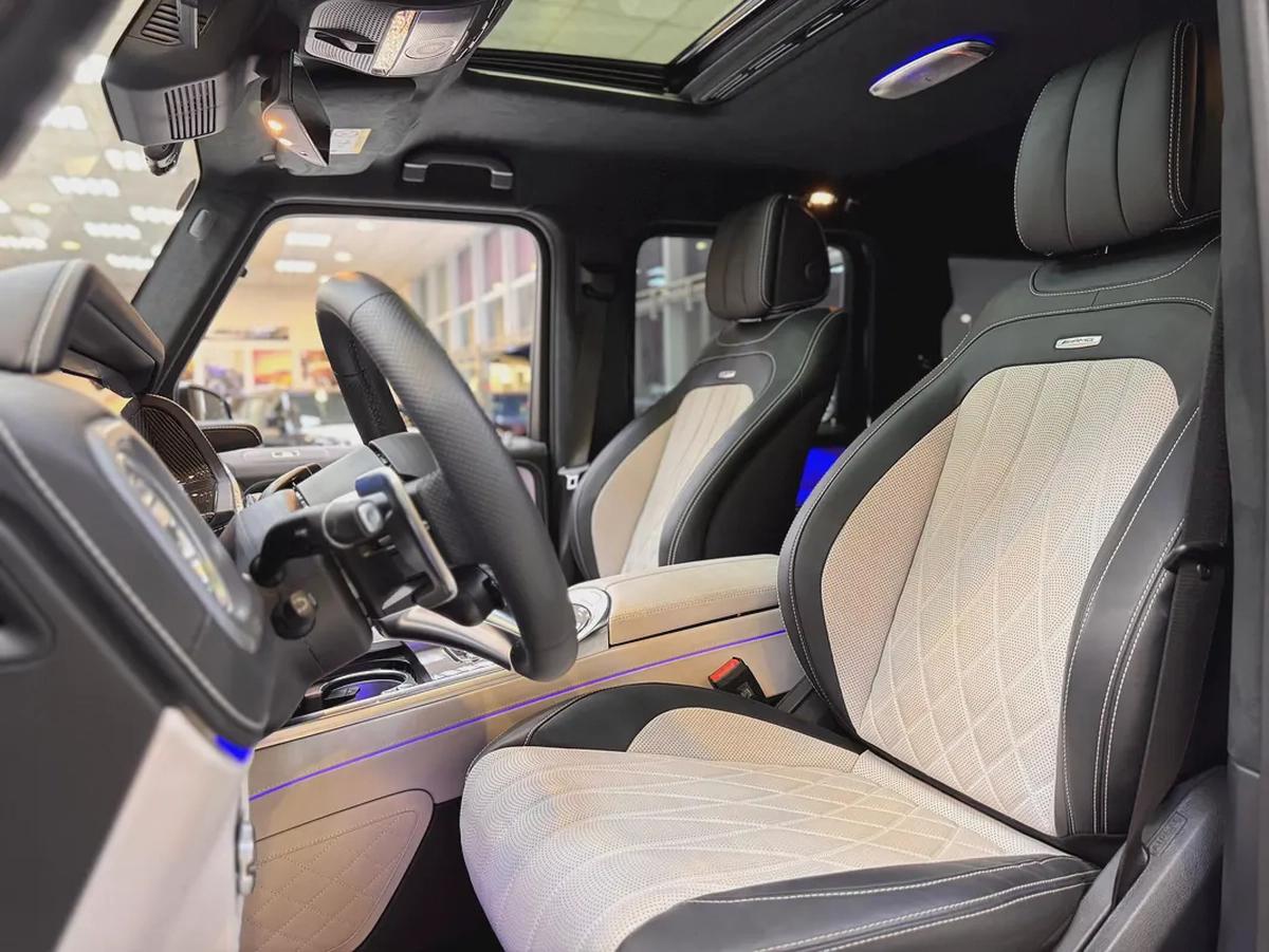 G 63 AMG / FULL CARBON FIBER / MANUFAKTUR EDITION / 2,200 Km-9-9