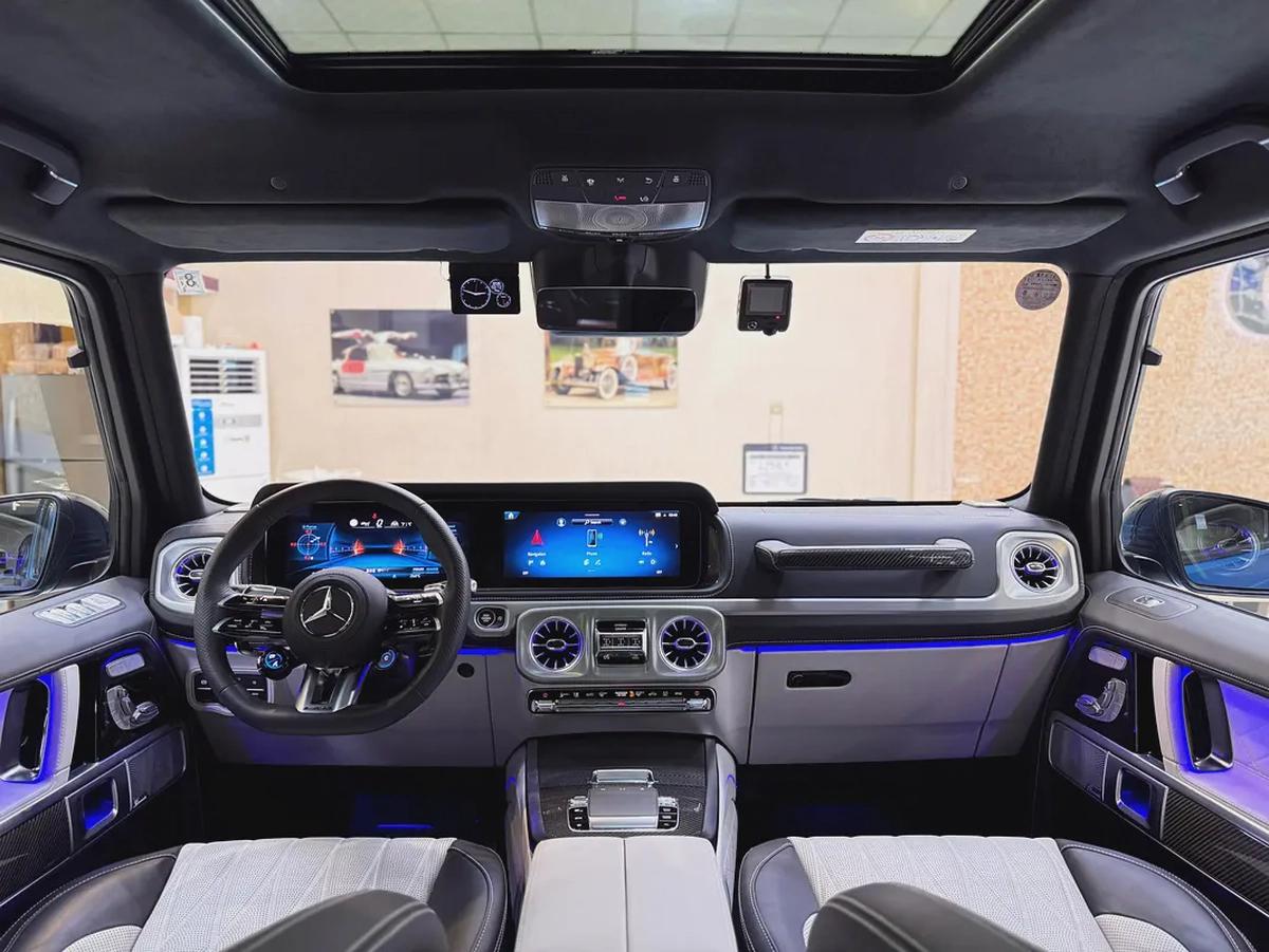 G 63 AMG / FULL CARBON FIBER / MANUFAKTUR EDITION / 2,200 Km-12-12