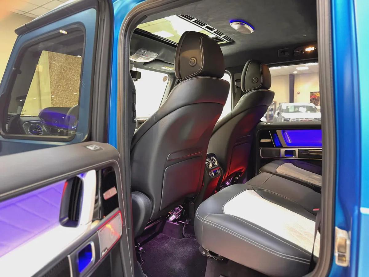 G 63 AMG / FULL CARBON FIBER / MANUFAKTUR EDITION / 2,200 Km-17-17